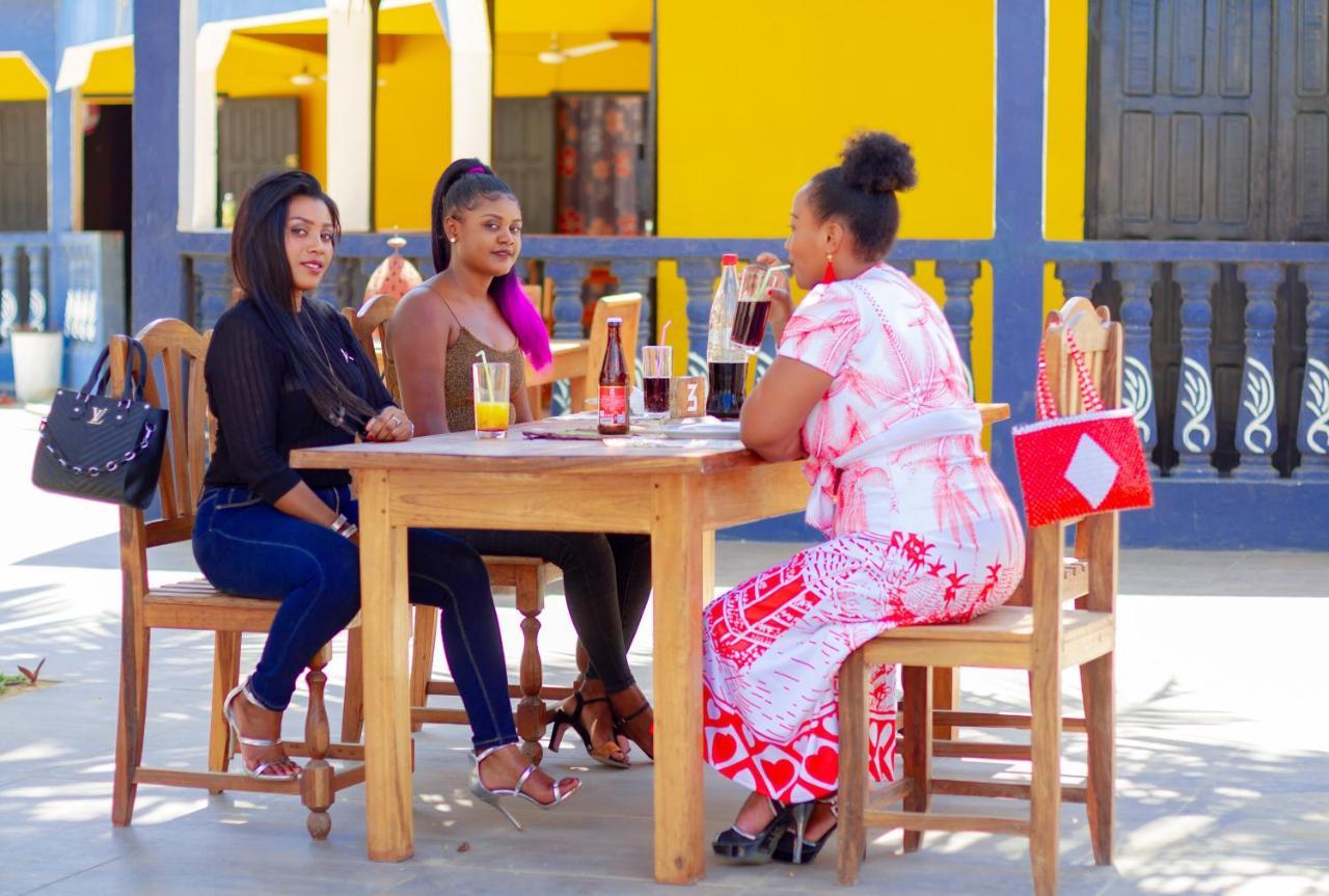 Bohobe Naboty Bed and Breakfast Toliara Buitenkant foto
