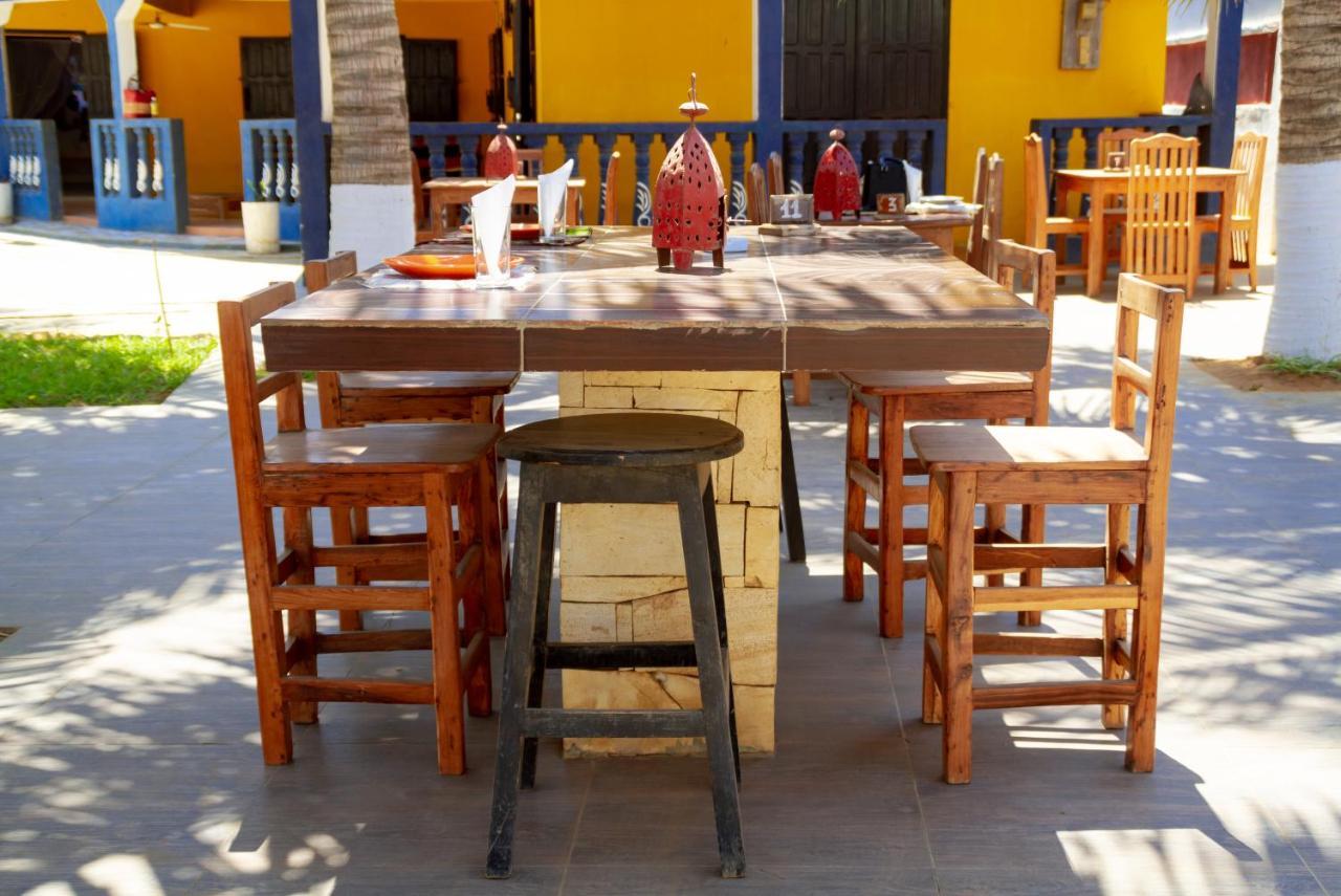 Bohobe Naboty Bed and Breakfast Toliara Buitenkant foto