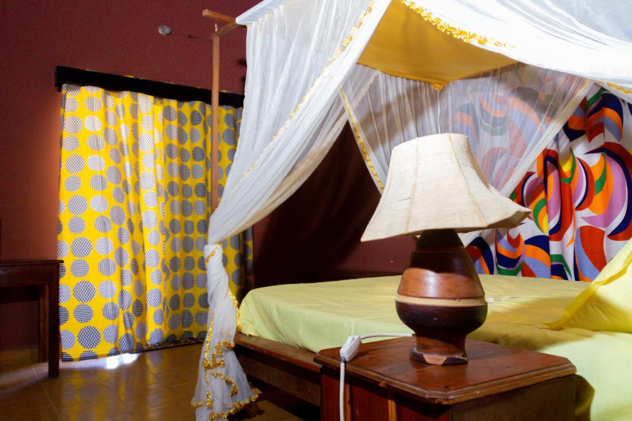 Bohobe Naboty Bed and Breakfast Toliara Buitenkant foto