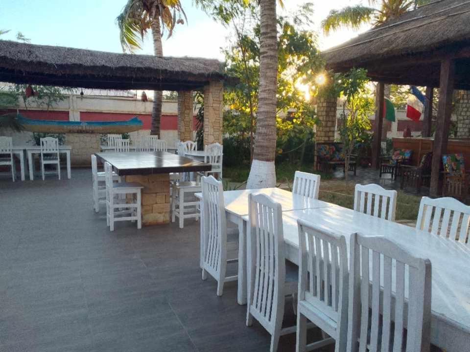 Bohobe Naboty Bed and Breakfast Toliara Buitenkant foto