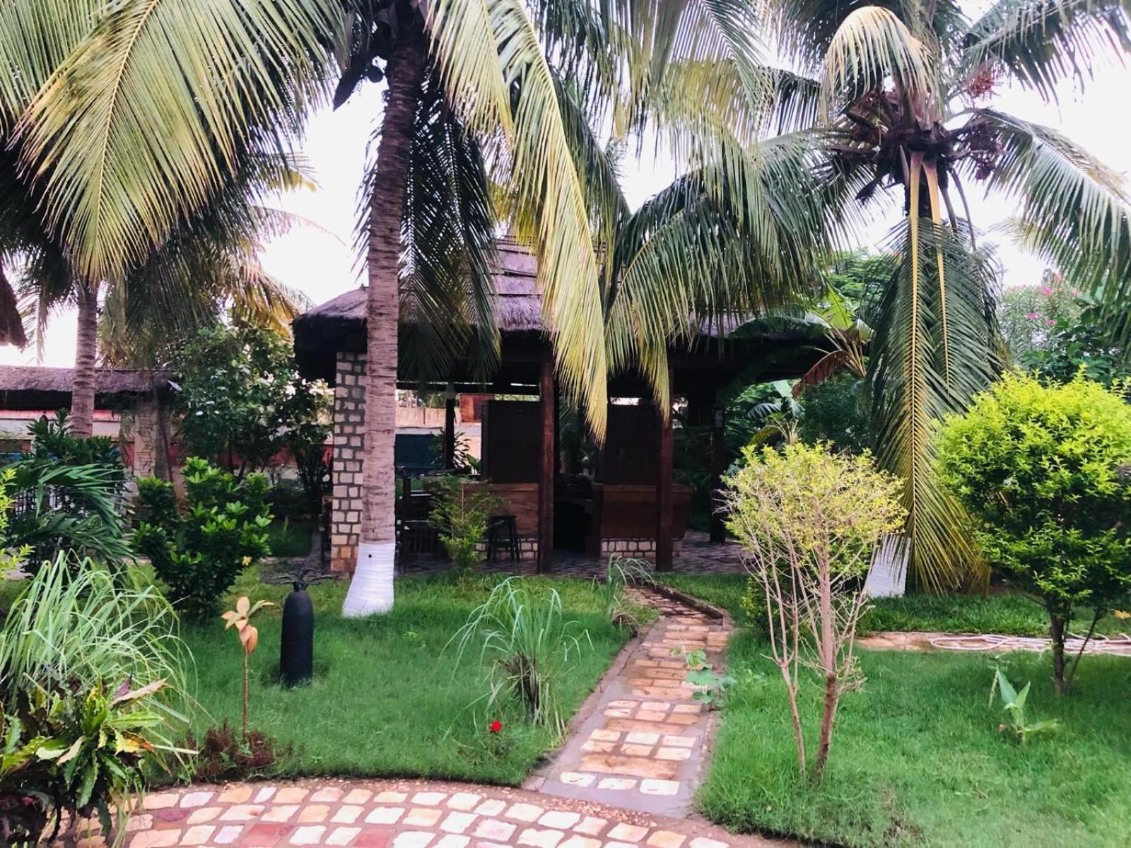 Bohobe Naboty Bed and Breakfast Toliara Buitenkant foto