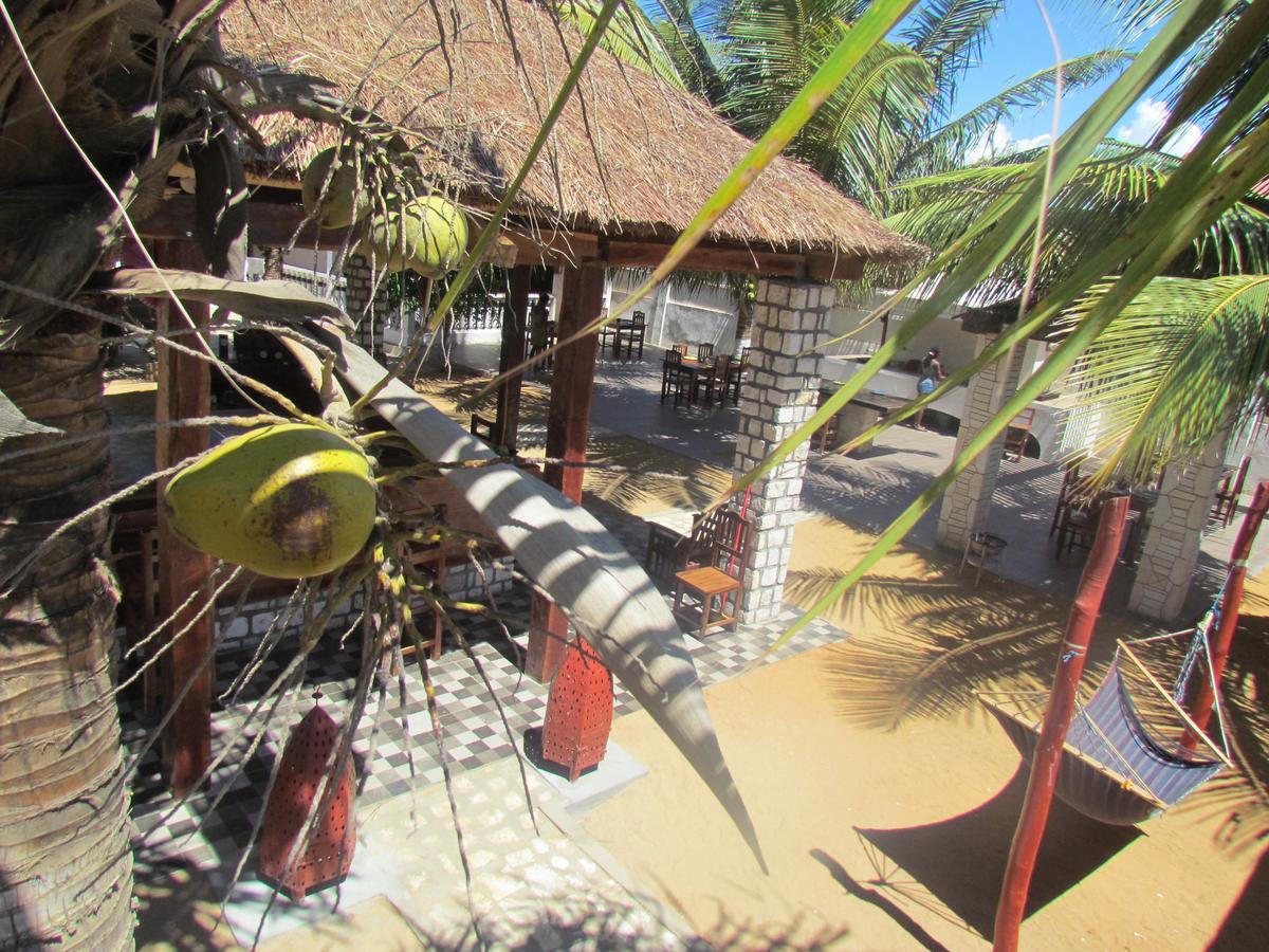 Bohobe Naboty Bed and Breakfast Toliara Buitenkant foto